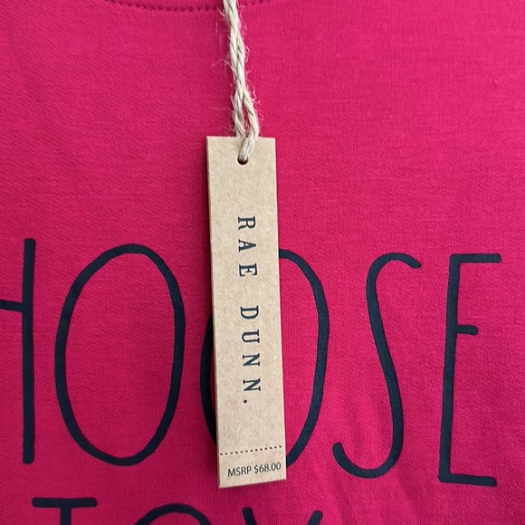 🚨LAST CHANCE🚨 Rae Dunn Red Choose Joy Sweatshirt Size S NWT - Picture 4 of 6